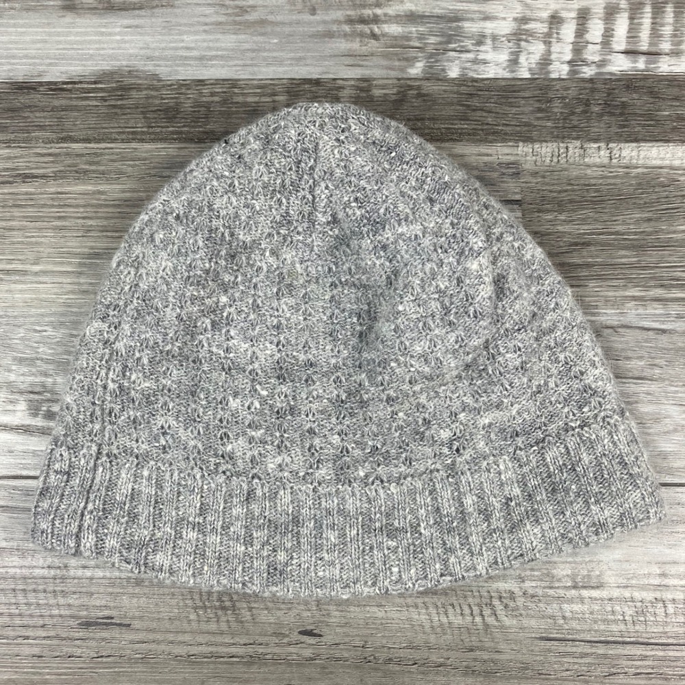 American Eagle Outfitters Gray Angora Blend Knit Beanie Hat One Size